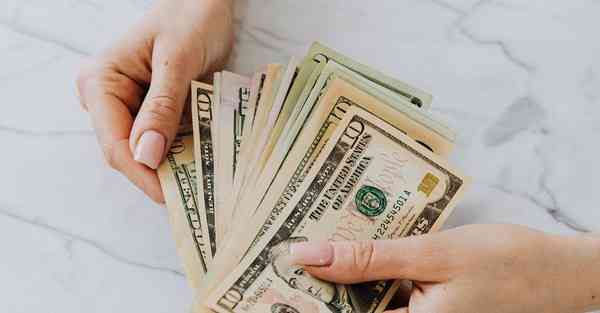 可俐宝智能机器人