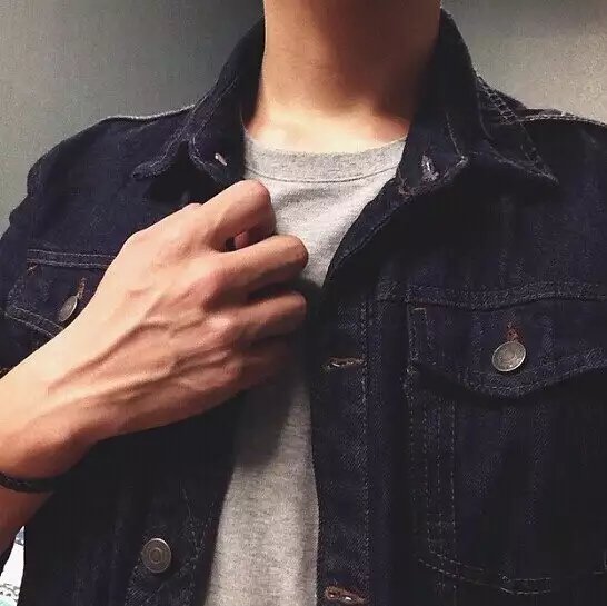 田勤秀彩