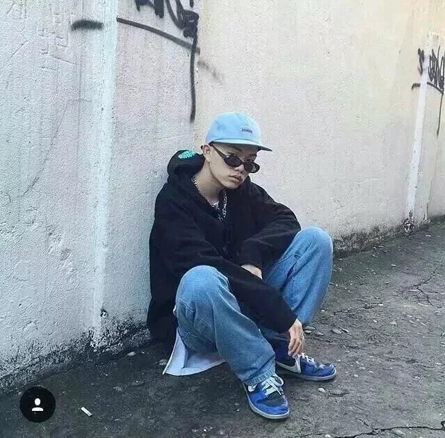 喻裕翰逸