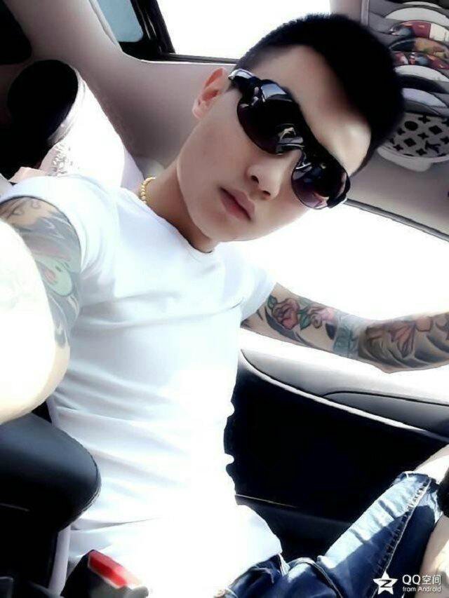 邰毓哲行