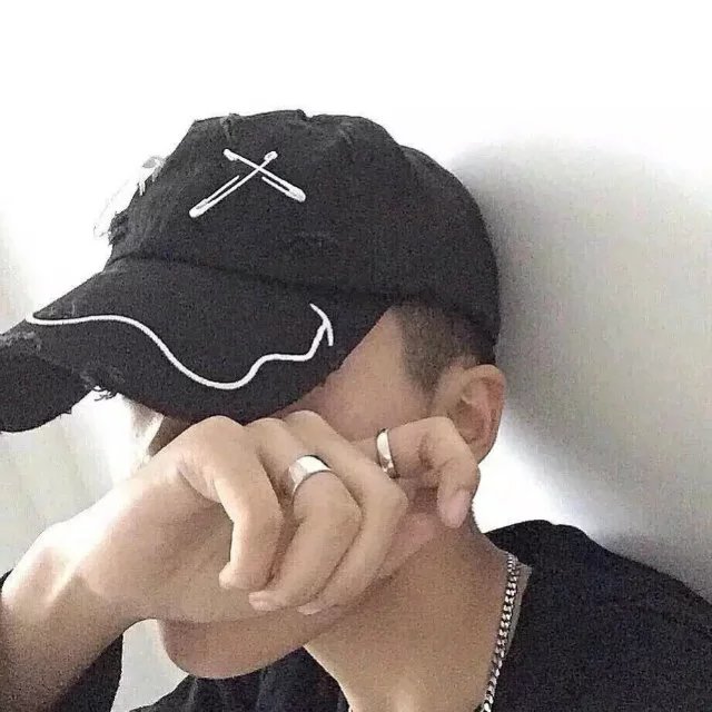 费阅琦影